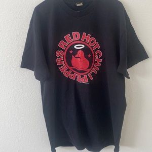 Vintage red hot chillin peppers shirt